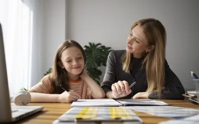 होमस्कूल शिक्षा के लिए ऑनलाइन ट्यूटर क्यों आवश्यक हैं